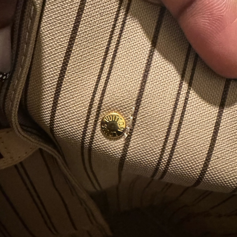 LV Neverfull GM Monogram Bag - Picture 13 of 14